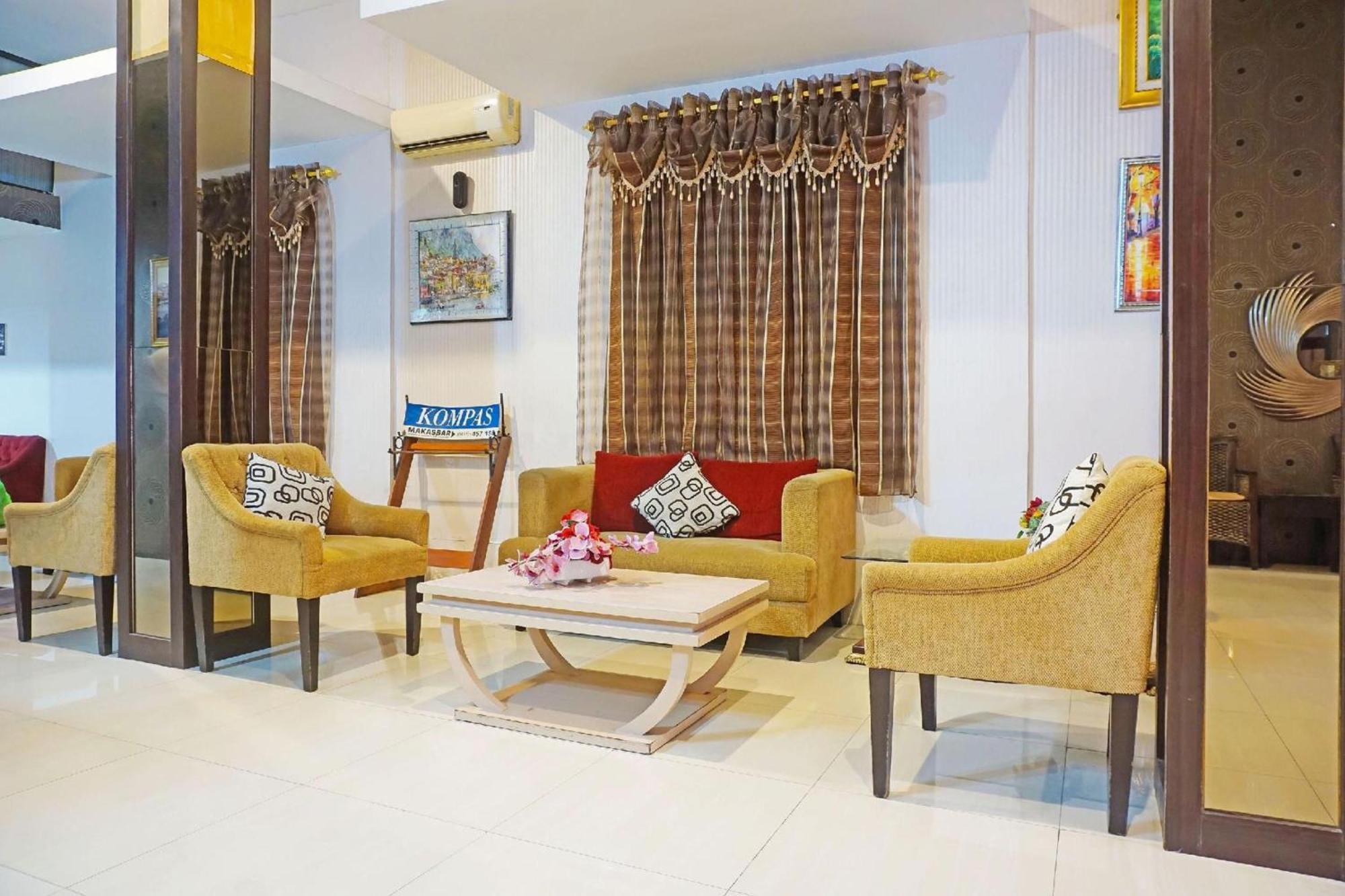 Collection O Losari Near Pantai Losari Formerly Hotel Grand Populer Makassar Buitenkant foto